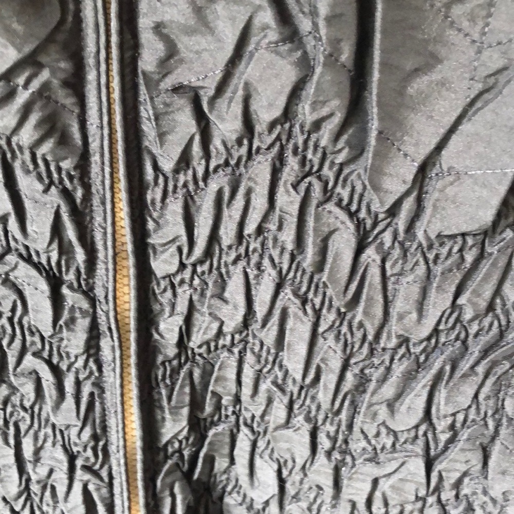 Elegant Reversible Black/Cream Women's Quilted Jacket - Picture 7 of 16